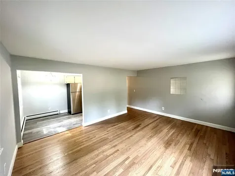 15-1 Spruce Street Oakland NJ 07436