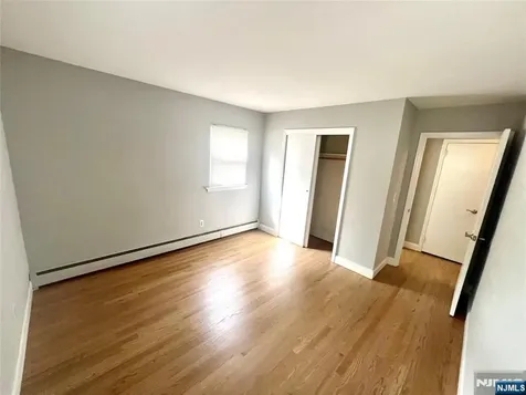15-1 Spruce Street Oakland NJ 07436