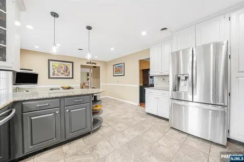 3 Tristam Place Montville Township NJ 07058