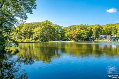 177 Otterhole Road West Milford NJ 07480