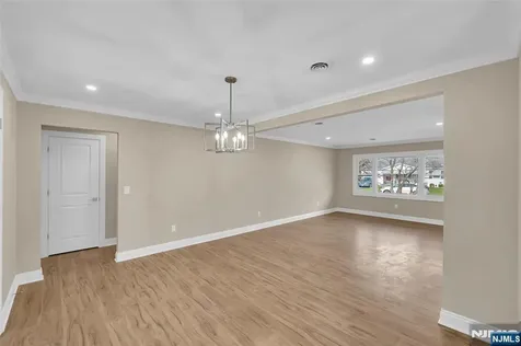 3 Pembroke Lane Berkeley NJ 08757
