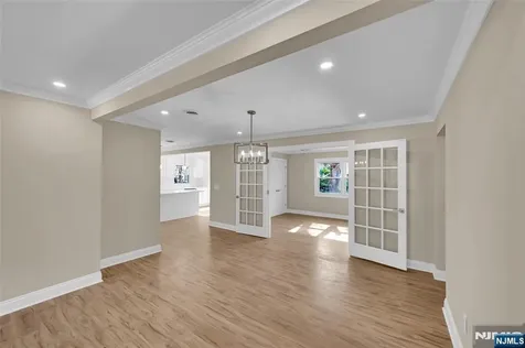 3 Pembroke Lane Berkeley NJ 08757