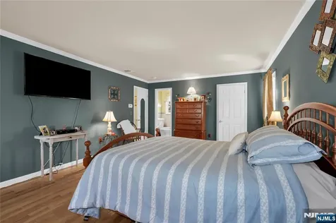 1 Sylvan Court Pequannock Township NJ 07444