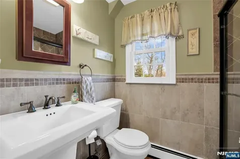 1 Sylvan Court Pequannock Township NJ 07444