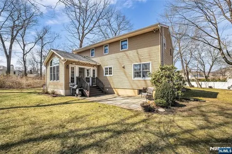 1 Sylvan Court Pequannock Township NJ 07444