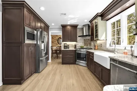 1 Sylvan Court Pequannock Township NJ 07444