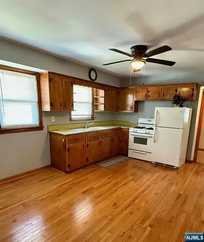 315 3rd Street Saddle Brook NJ 07663
