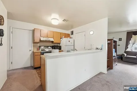 120 Carnegie Place Union NJ 07088