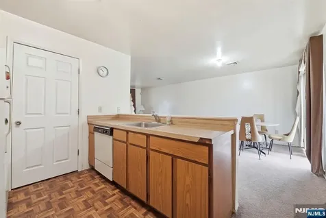 120 Carnegie Place Union NJ 07088