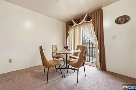 120 Carnegie Place Union NJ 07088