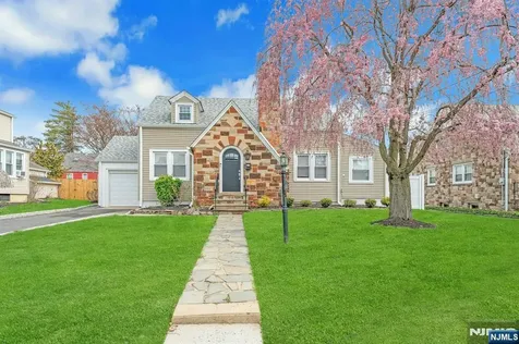 162 Norwood Avenue North Plainfield NJ 07060