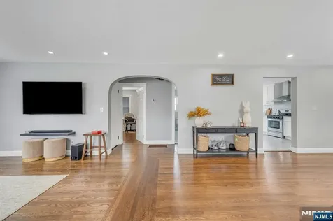 162 Norwood Avenue North Plainfield NJ 07060