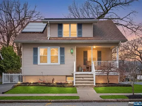 108 9th Avenue Hawthorne NJ 07506