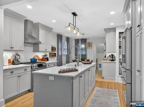 108 9th Avenue Hawthorne NJ 07506