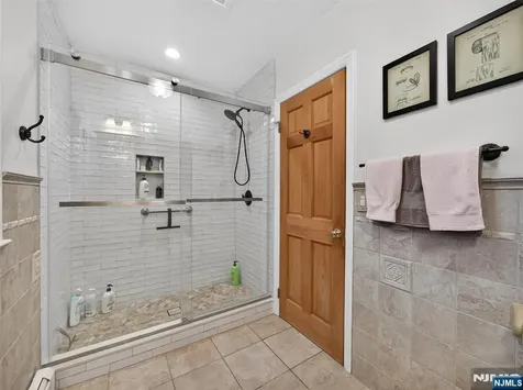 108 9th Avenue Hawthorne NJ 07506
