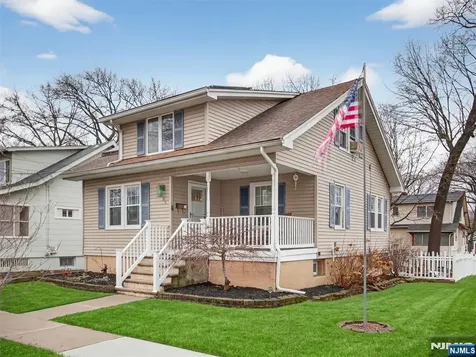 108 9th Avenue Hawthorne NJ 07506