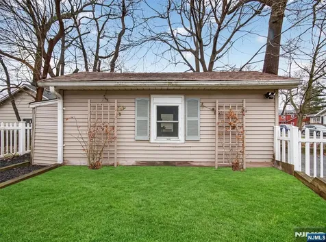 108 9th Avenue Hawthorne NJ 07506
