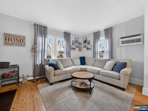 108 9th Avenue Hawthorne NJ 07506