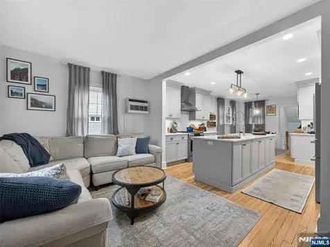 108 9th Avenue Hawthorne NJ 07506