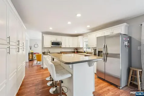 14 Sweetman Lane West Milford NJ 07480