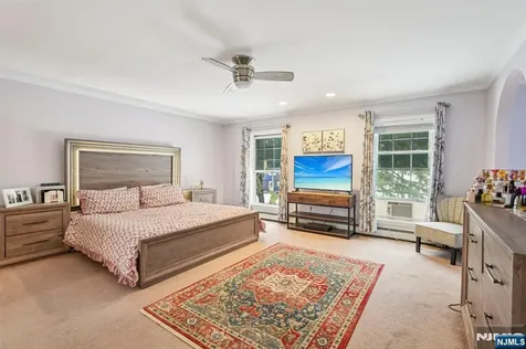 14 Sweetman Lane West Milford NJ 07480