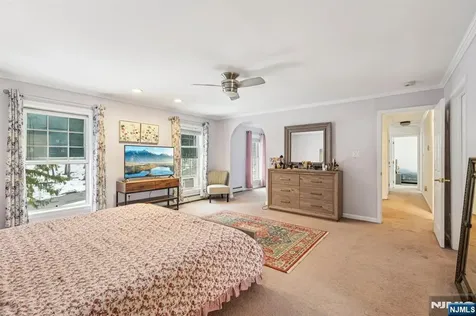 14 Sweetman Lane West Milford NJ 07480