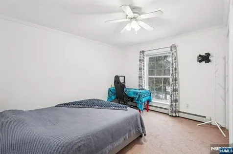 14 Sweetman Lane West Milford NJ 07480