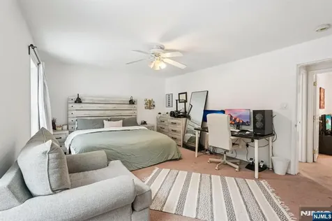 14 Sweetman Lane West Milford NJ 07480