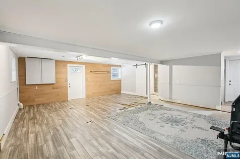 14 Sweetman Lane West Milford NJ 07480