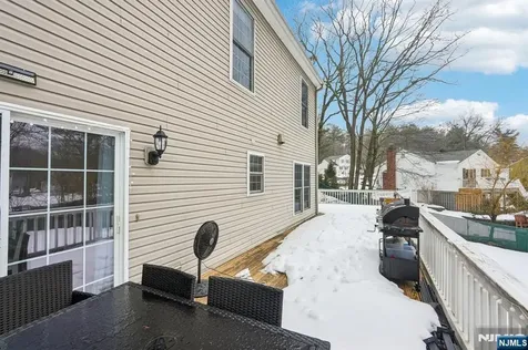 14 Sweetman Lane West Milford NJ 07480