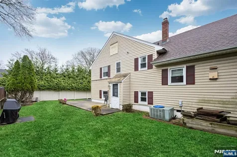 275 High Street Norwood NJ 07648
