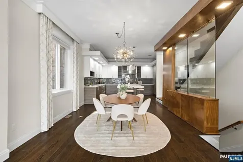 640 Undercliff Avenue Edgewater NJ 07020