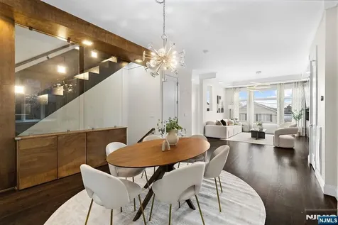 640 Undercliff Avenue Edgewater NJ 07020