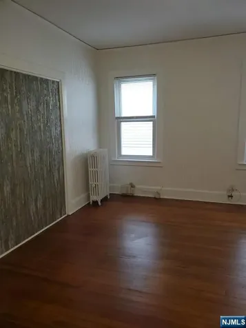 404 6th Street Newark NJ 07107