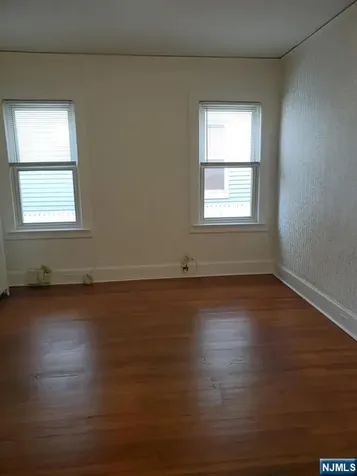 404 6th Street Newark NJ 07107