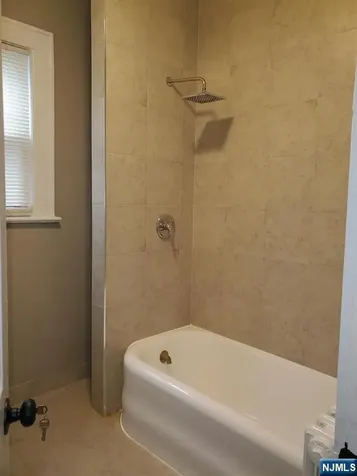 404 6th Street Newark NJ 07107