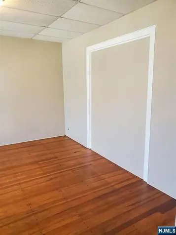 404 6th Street Newark NJ 07107