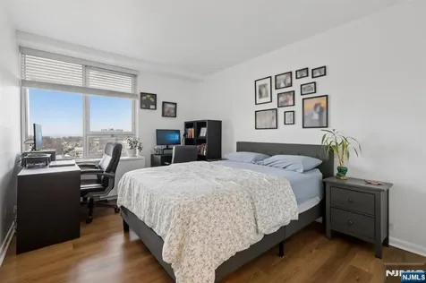 2 Horizon Road Fort Lee NJ 07024