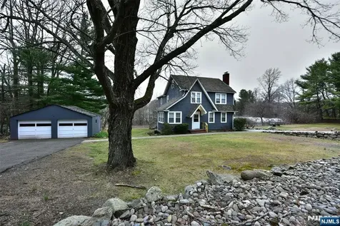 182 Airmont Avenue Mahwah NJ 07430