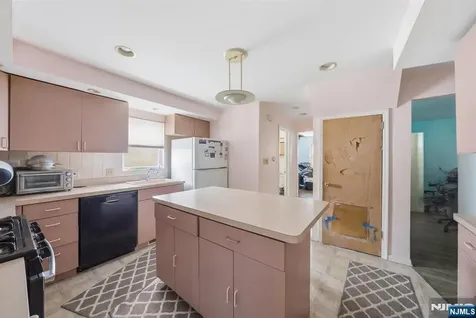 106 Summit Avenue Bloomfield NJ 07003
