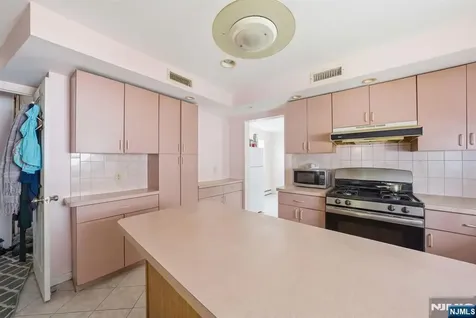 106 Summit Avenue Bloomfield NJ 07003