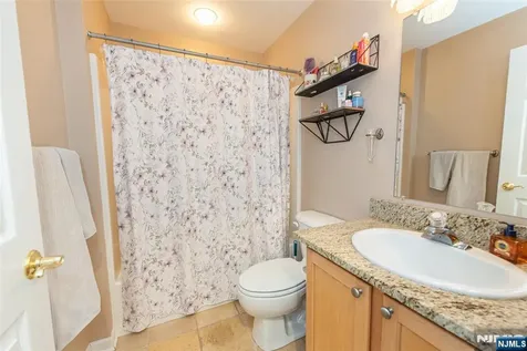 91 Roseland Avenue Caldwell NJ 07006