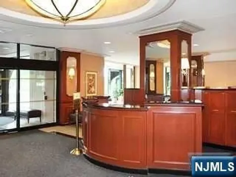 2000 Linwood Avenue Fort Lee NJ 07024