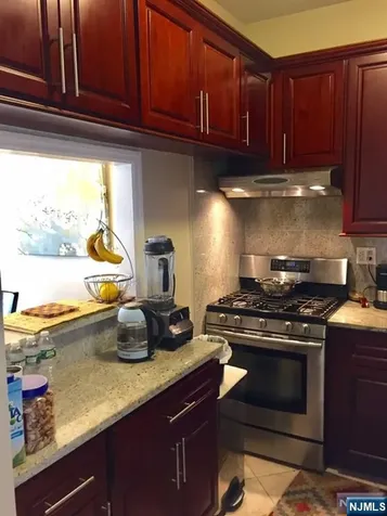 2000 Linwood Avenue Fort Lee NJ 07024