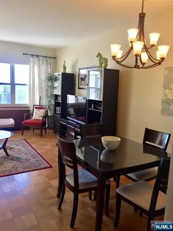 2000 Linwood Avenue Fort Lee NJ 07024