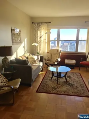 2000 Linwood Avenue Fort Lee NJ 07024