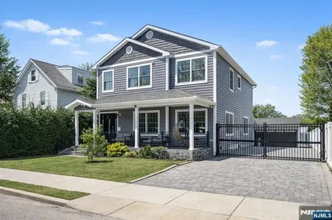 171 Pleasant Avenue Englewood NJ 07631