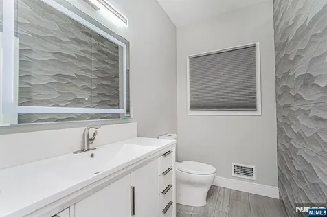 171 Pleasant Avenue Englewood NJ 07631