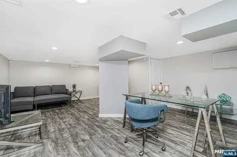 171 Pleasant Avenue Englewood NJ 07631