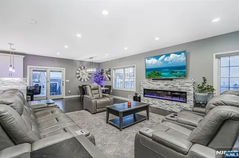 171 Pleasant Avenue Englewood NJ 07631